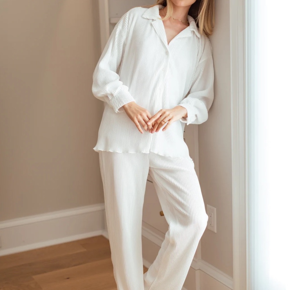 Waverles - Women's White Sleepwear Set - Bridal Getting Ready - Medium